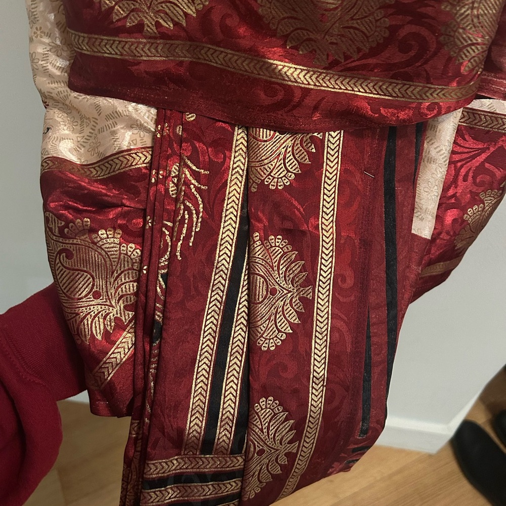 Ready-to-Wear Pre-stitched Saree - Cream and Red Peacock Patterned Fabric